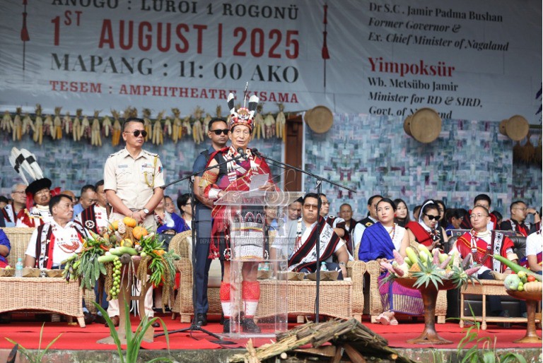 Dr SC Jamir addressing the Tsüngremmong Festival at the Kisama Amphitheatre, Kohima, on August 1. (DIPR Photo)